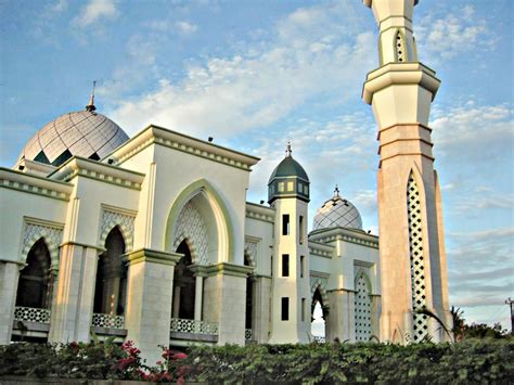 MASJID PHOTOGRAPH: Masjid Di Pulau Sulawesi