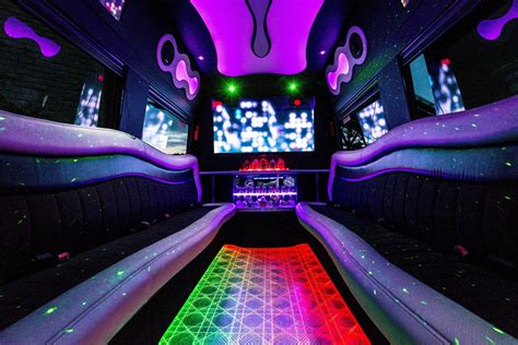 Sydney Party Limos | Sydney, Australia - Official Travel ...