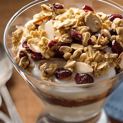 Cranberry Vanilla Yogurt Parfait Recipe | Nature Valley