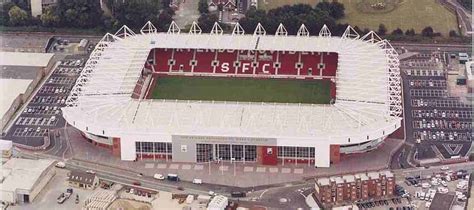 St Mary's Stadium - Southampton F.C | Football Tripper