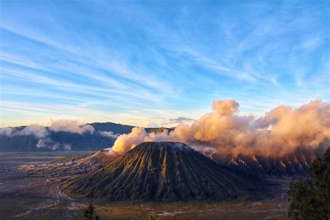 Visit Jombang: Best of Jombang Tourism | Expedia Travel Guide