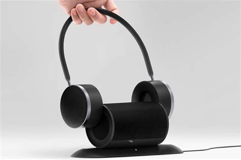 This detachable speaker and headset duo combine for an intense audio experience! - Yanko Design