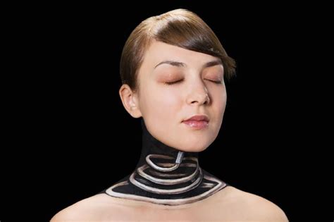 13 Optical Illusion Makeup Looks Sure To Both Perplex & Impress You | Makeup artist humor ...