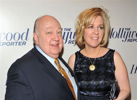 Lawsuit Claims Ailes Said Five Host Will Get on Her Knees | Heavy.com