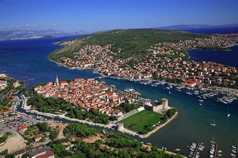 Unesco World Heritage Site - TROGIR OLD TOWN - Croatia Gems