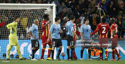 Uruguay's Luis Suarez is sent off by referee Olegario Benquerenca for ...