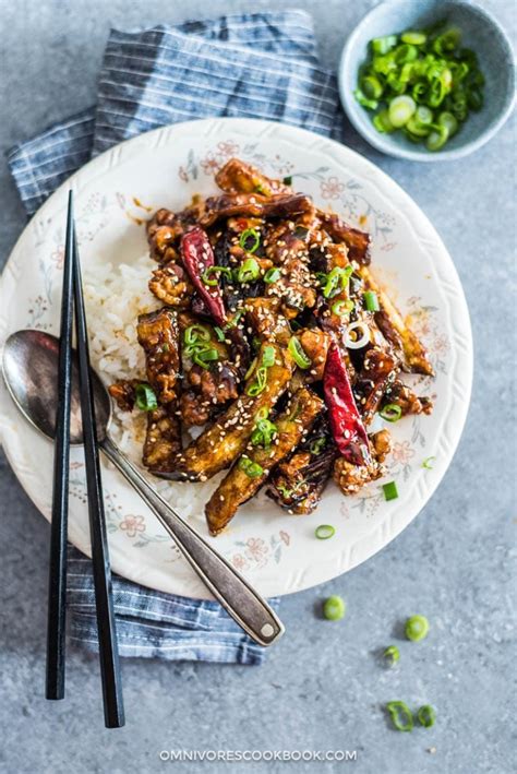 Sichuan Eggplant Stir Fry (Yú Xiāng Eggplant, 鱼香茄子) - Omnivore's Cookbook