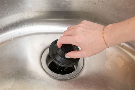 How To Clean A Kitchen Sink Disposal | Dandk Organizer