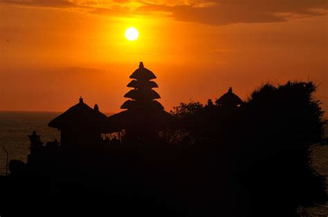 Bali, Indonesia | Temple bali, Sunset, Favorite places