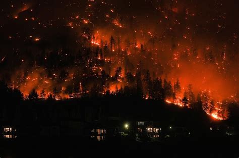 Homes continue to burn in West Kelowna, B.C., after devastating ...