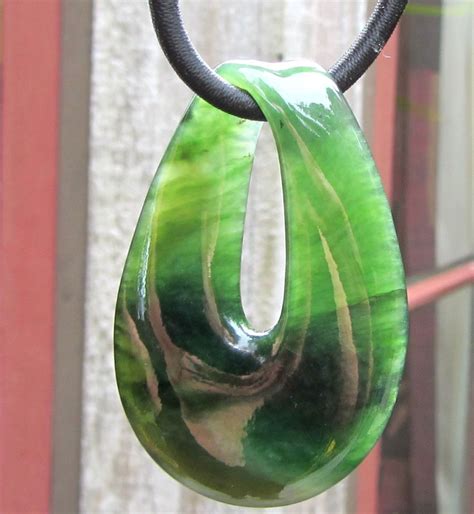 ONE OF KIND NZ GEM GRADE KAWAKAWA POUNAMU GREENSTONE JADE MAORI MOEBIUS NECKLACE | Jade, Gems ...