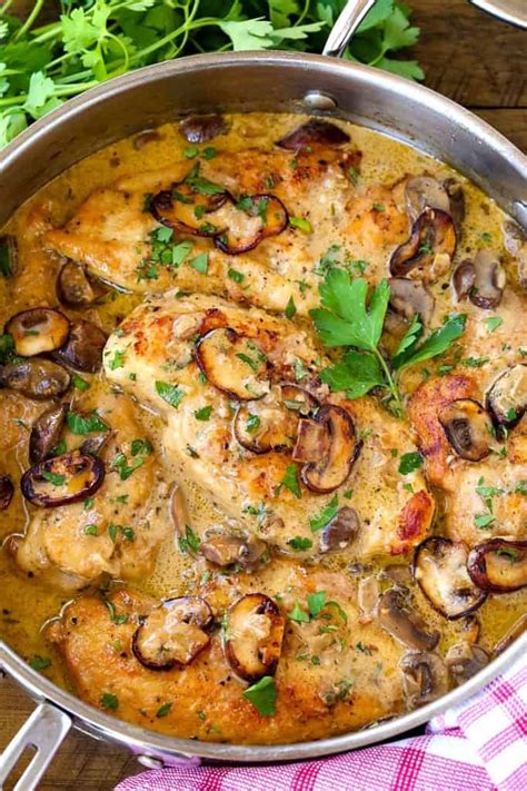 Easy Creamy Chicken Marsala Recipe | Mantitlement