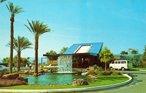 Lake Havasu Hotel | Postcard For Reader