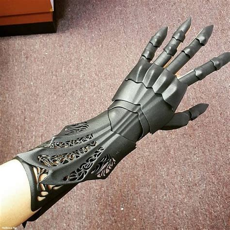 3D printed gauntlet : r/pics