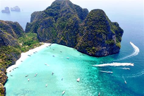 Phi Phi Island Tour by Speed Boat from Krabi