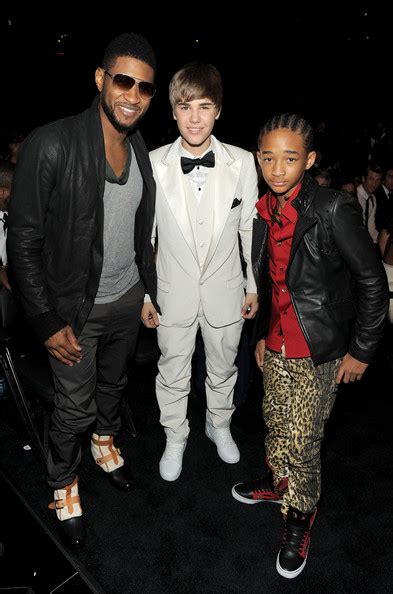 Usher Justin Bieber Photos Photos - The 53rd Annual GRAMMY Awards ...