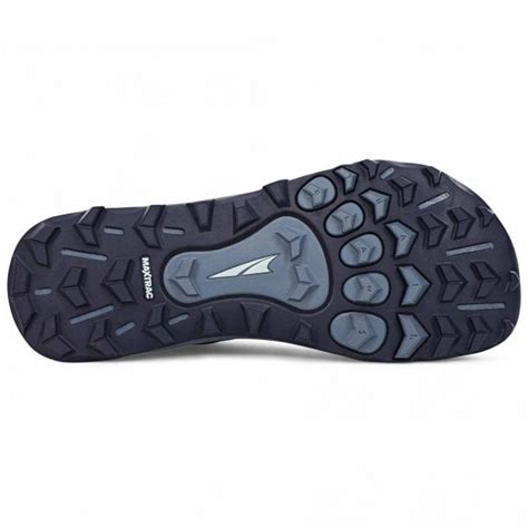 Running Shoes for Wide Feet & Width Fitting Guide at NorthernRunner.com