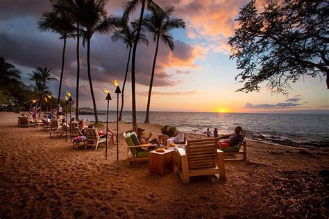 Big Island Beachfront Dining at the Lava Lava Beach Club - Exotic Estates