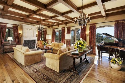 See Inside Meghan Markle and Prince Harry's Montecito Mansion