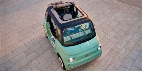 new fiat topolino electric car with rollable sunroof + open doors can be driven by 14 year olds