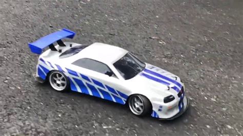 Drifting RC GTR - YouTube