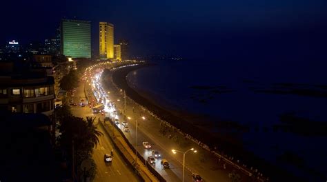 Marine Drive Travel Guide: Best of Marine Drive, Mumbai Travel 2024 | Expedia.co.in