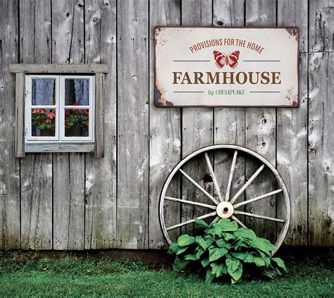 Vintage Farmhouse Wallpaper