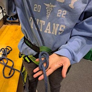 Simple Belaying Techniques : 10 Steps (with Pictures) - Instructables