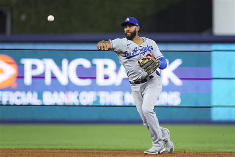 Blue Jays Interested In Amed Rosario - MLB Trade Rumors