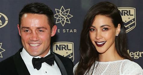 Cooper Cronk leaves Melbourne Storm to be with his fiancee in Sydney.