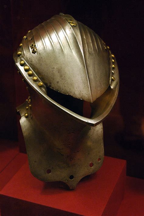 Frog-mouth helm - Wikipedia