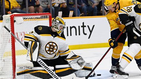 Swayman's 42 saves leads Bruins over Predators 2-0