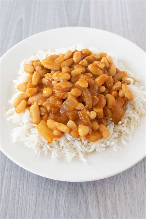 Easy Israeli Rice and Beans - Easy Shmeezy Recipes