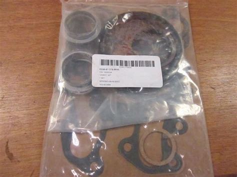 M998A1 HUMMER 6.5 LITER ENGINE GASKET KIT 12532530 NOS | Military Truck Parts | Equipment Parts ...