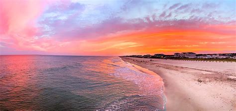 Best Places for Sunrise and Sunsets in Holden Beach | Hobbs Realty