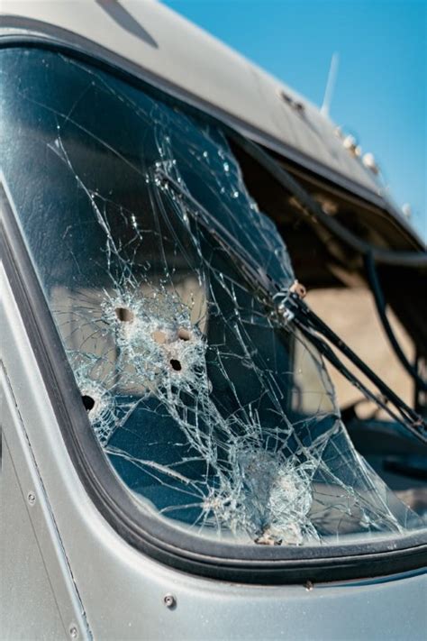 Windshield Repair: The Impact of Winter Weather on Chipped and Cracked Windshields - Gauge Magazine