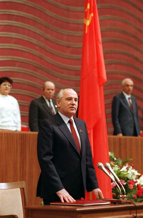 Mikhail Gorbachev: The Man Who Rebuilt & Broke the Soviet Union