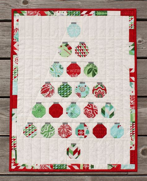 Simple Blocks Form a Charming Christmas Tree - Quilting Digest