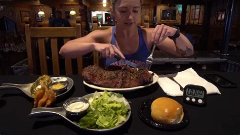 Watch This Woman Conquer the Big Texan Steak Challenge