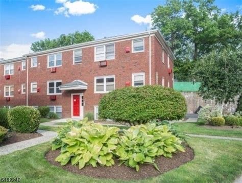 Belleville, NJ Real Estate - Belleville Homes for Sale | realtor.com®