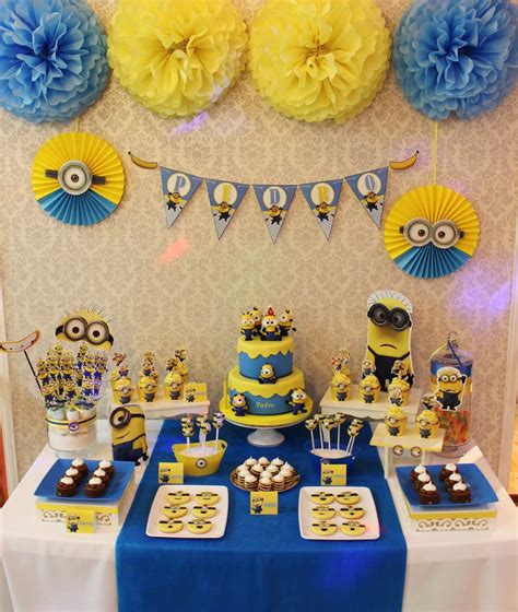 festa clean minions - Pesquisa Google | Minion birthday party, Minions birthday party ...