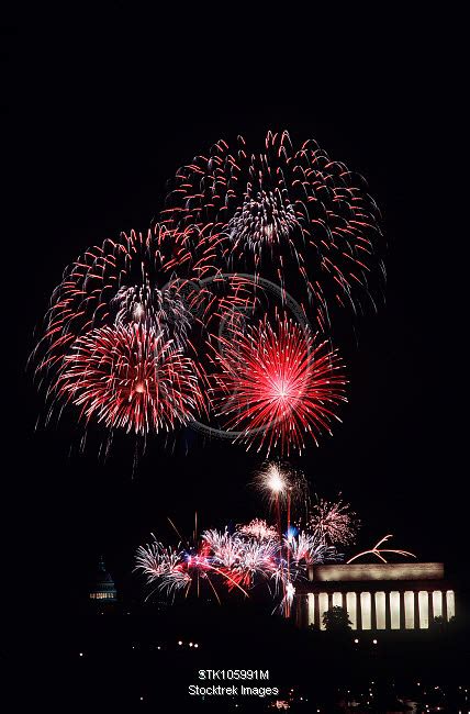 Fireworks light up the night sky above the Lincoln Memorial. | Stocktrek Images