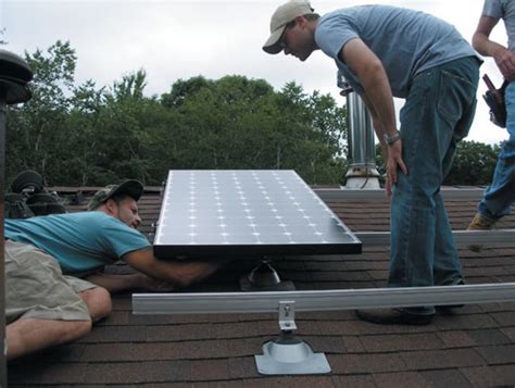 Mounting Solar Panels on a Shingle Roof | CED Greentech