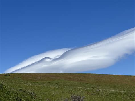 Strange clouds from cold front full photo set : r/CLOUDS