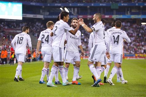 Real Madrid Goal Celebration Editorial Stock Photo - Image: 46243163