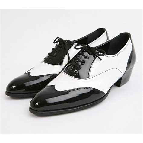 Mens black & white wingtip oxfords