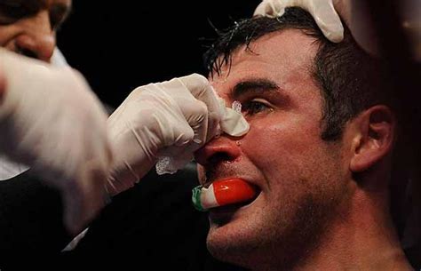 Calzaghe defeats Roy Jones Jr