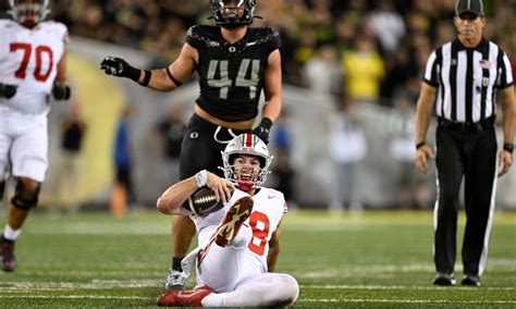 Will Howard ended Ohio State-Oregon in baffling fashion