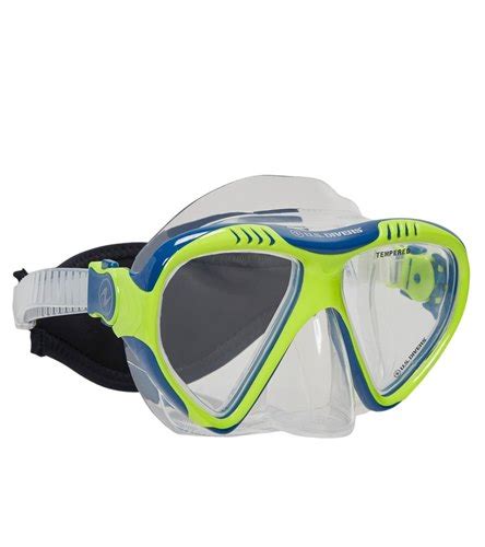 Beach Snorkeling & Scuba Gear at SwimOutlet.com