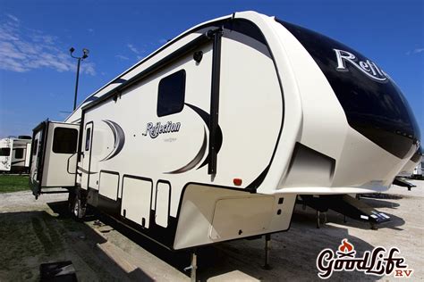 367BHS Reflection 2018 For Sale (1) - Good Life RV